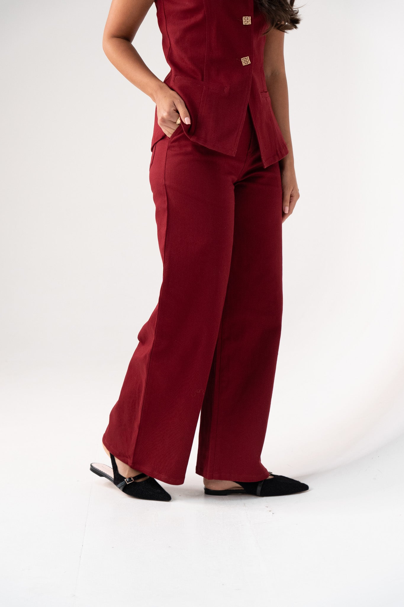 Women's Burgundy Denim Jeans | High-Waist Straight Leg Stylish Fit 1