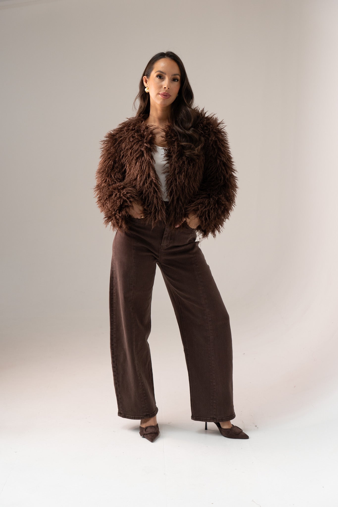 Women's Chocolate Denim Barrel Jeans | Stylish High-Waist Trendy Fit 4
