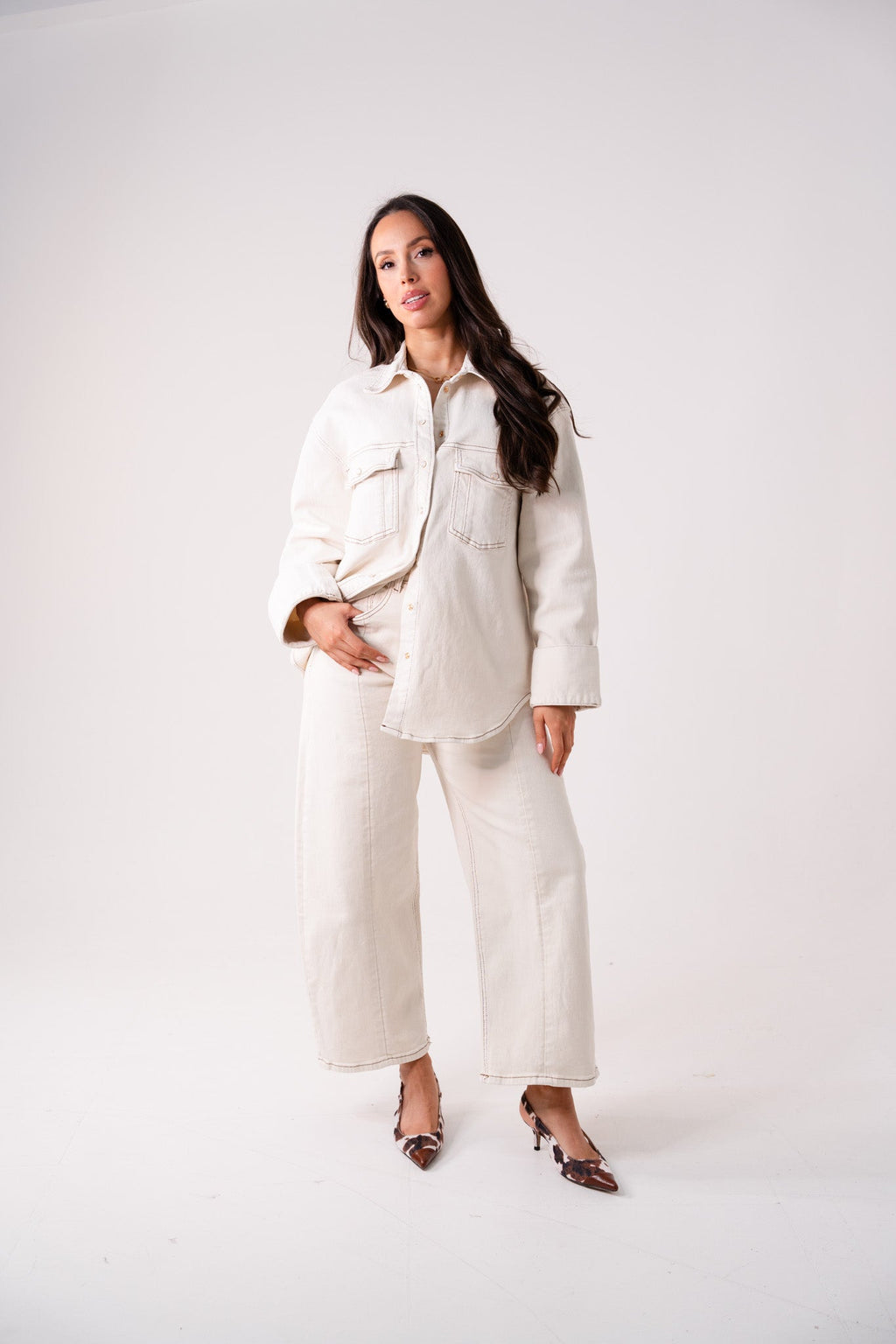 Women's Cream Denim Jeans | High-Waist Chocolate Stitched Barrel Fit 6