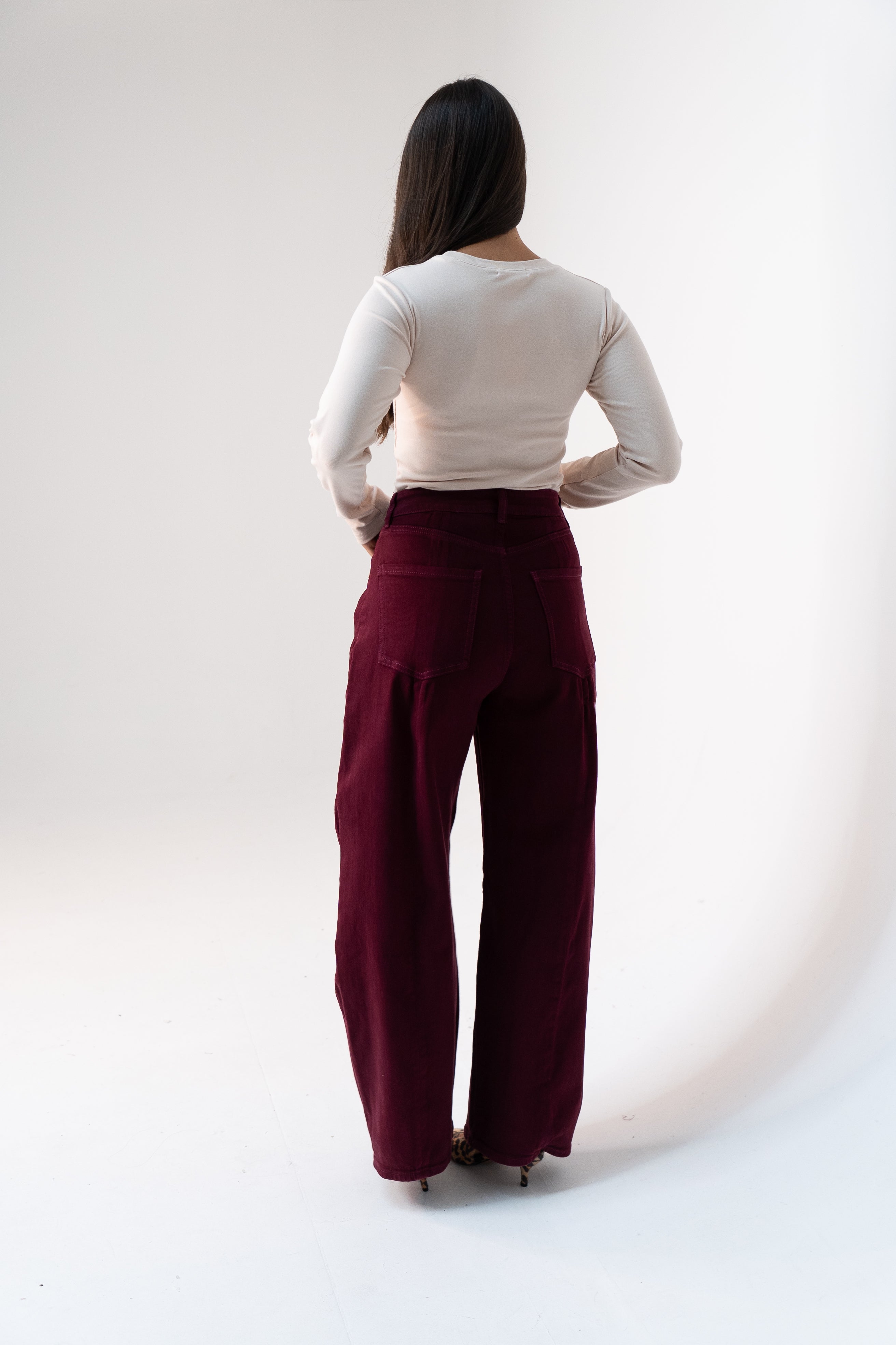 Women's Durable High-Waist Denim Jeans | Stylish Plum Barrel Fit Trousers 5