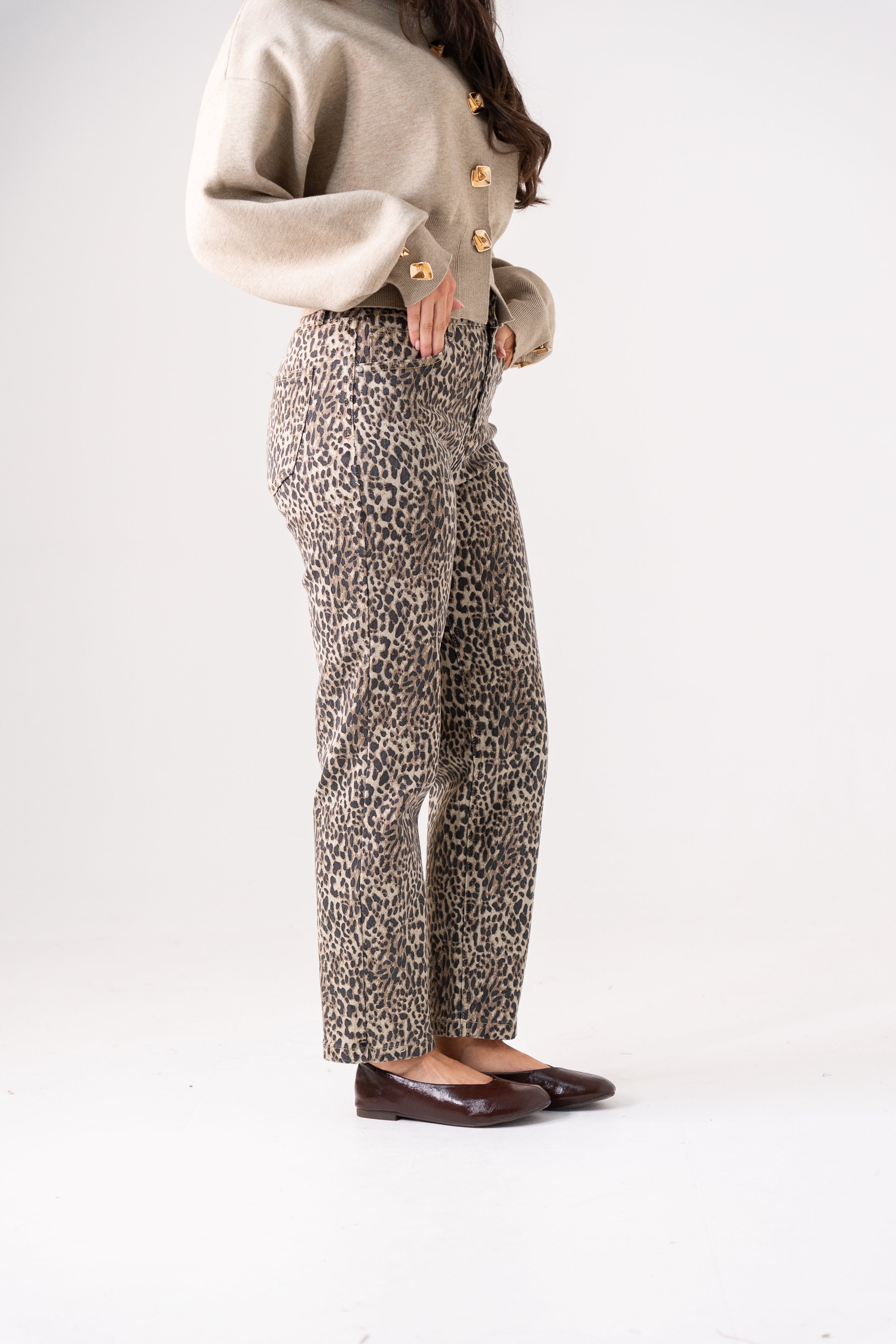 Women's Leopard Print Denim Mom Jeans | Stylish High-Waist Casual Fit 3