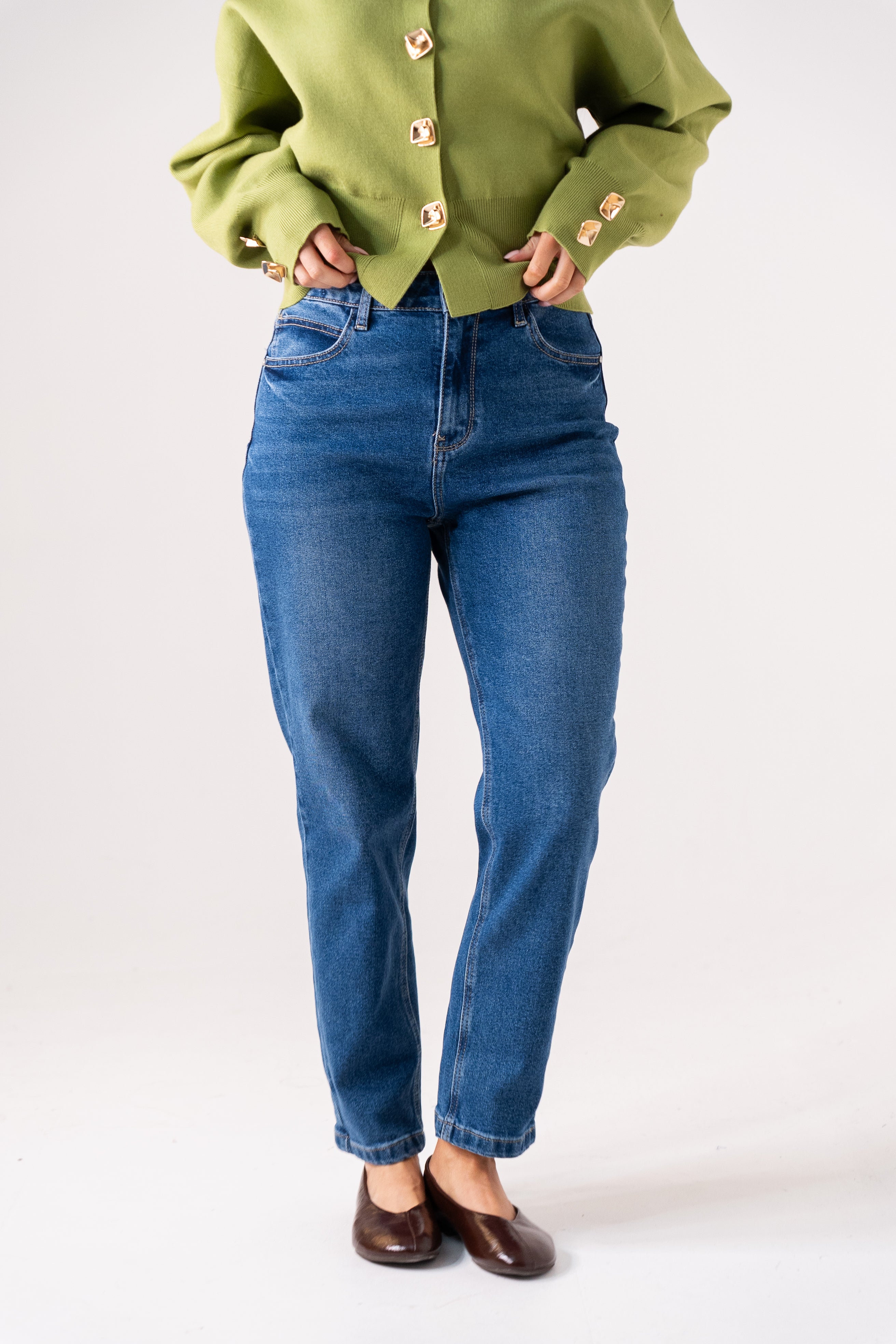 Women's Mid Wash Denim Mom Jeans | Trendy High-Waist Casual Fit 2