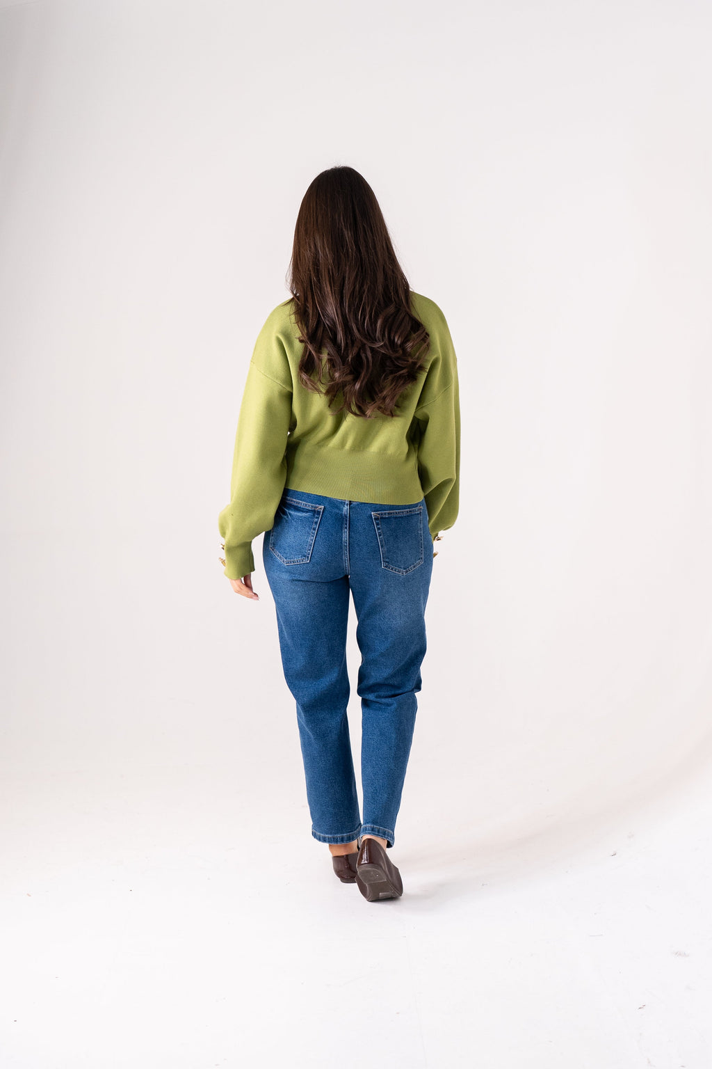 Women's Mid Wash Denim Mom Jeans | Trendy High-Waist Casual Fit 4