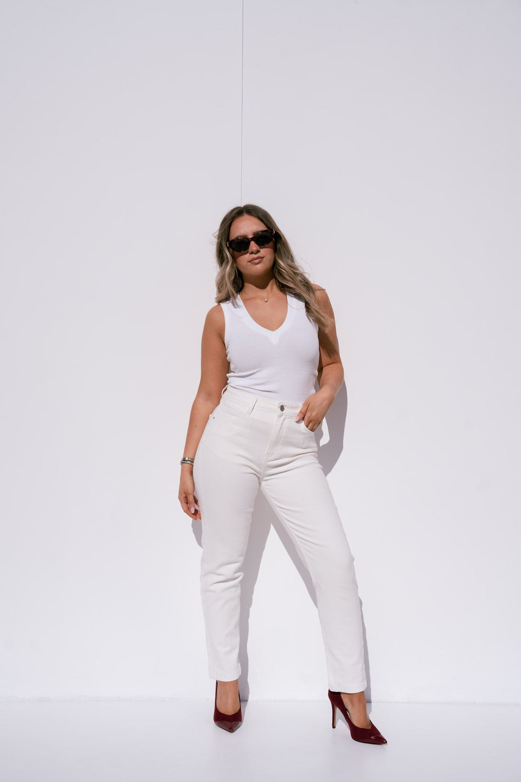 Women's Off-White Denim Mom Jeans | High-Waist Comfortable Casual Fit 0