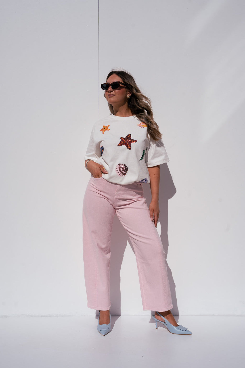 Women's Pink Denim Carrot Barrel Jeans | Stylish High-Waist Trendy Fit 1