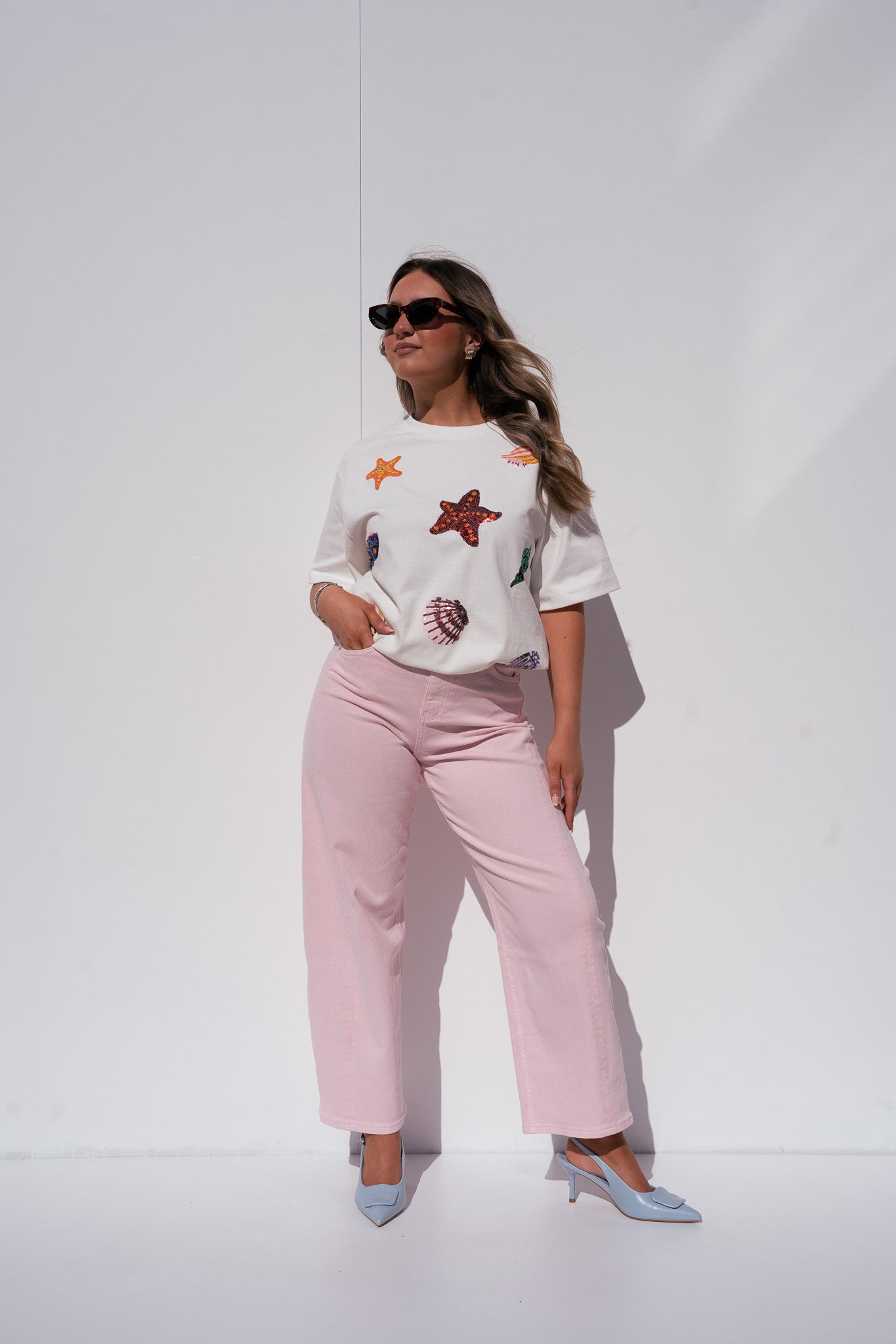 Women's Pink Denim Carrot Barrel Jeans | Stylish High-Waist Trendy Fit 1