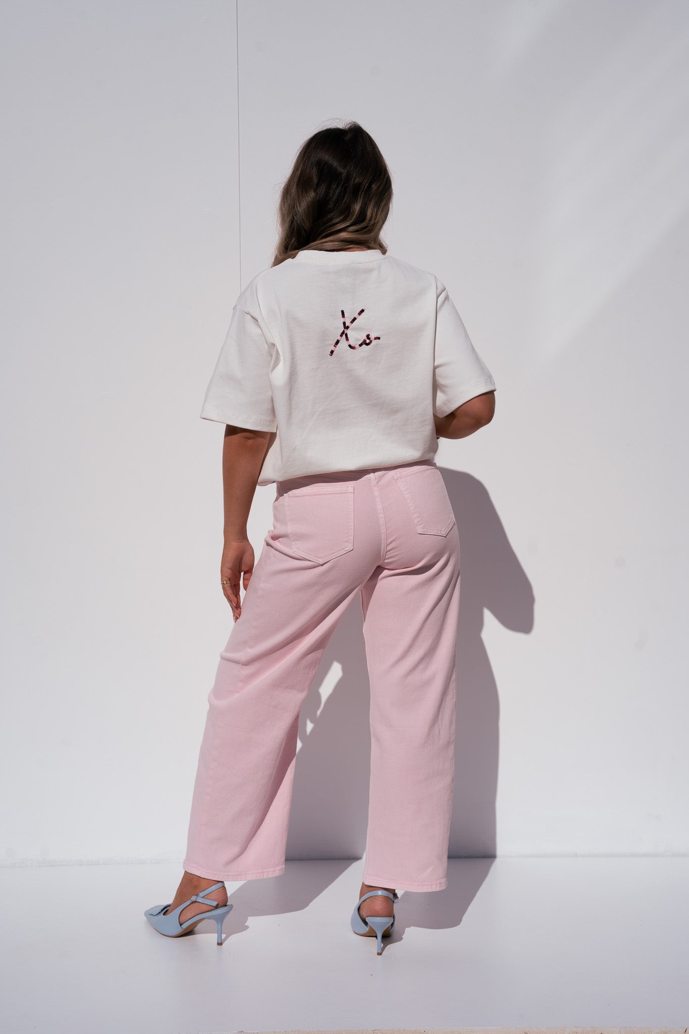 Women's Pink Denim Carrot Barrel Jeans | Stylish High-Waist Trendy Fit 2